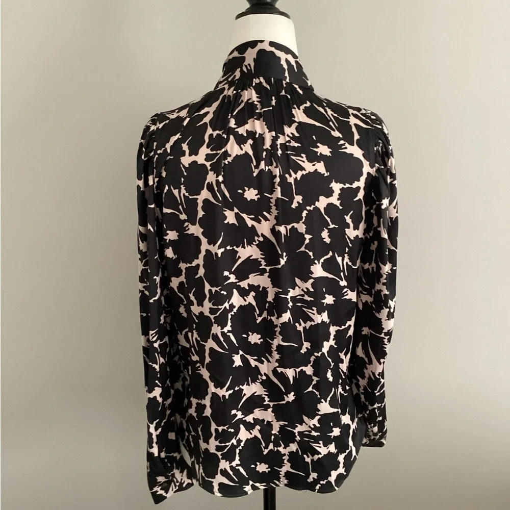 Gap Long Sleeved Tie Neck Blouse, Size XXS - Picture 5 of 10
